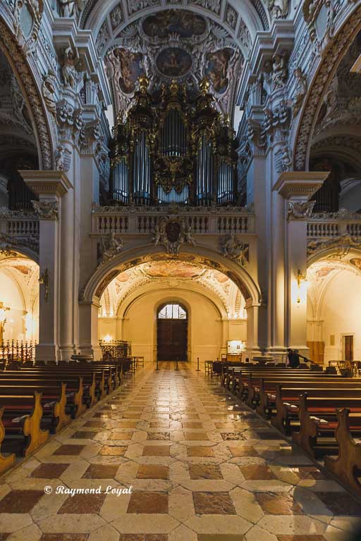 passau cathedral image