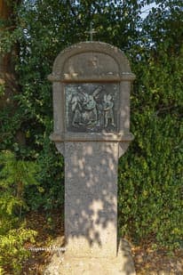 linn castle station of the cross iv