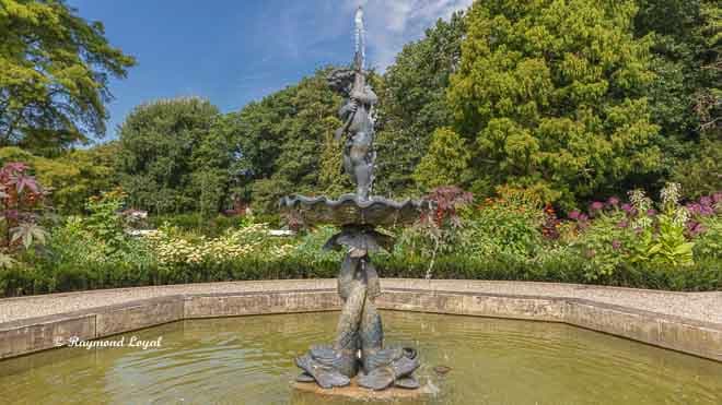 schloss wasserburg anholt brunnenskulptur