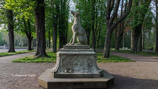 schloss nordkirchen wandelgang ostseite skulptur jagdhund