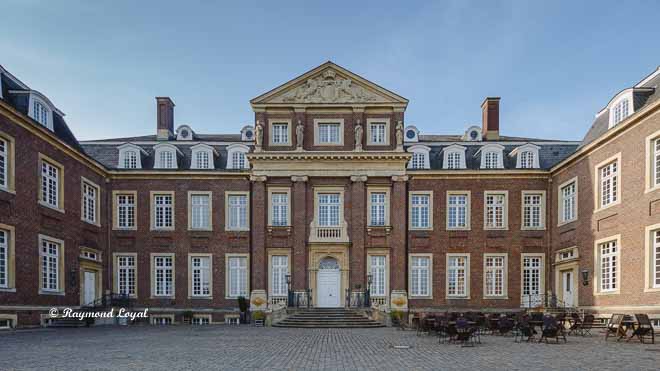 schloss nordkirchen hauptgebaeude mittelrisalit