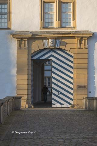 neuhaus castle
