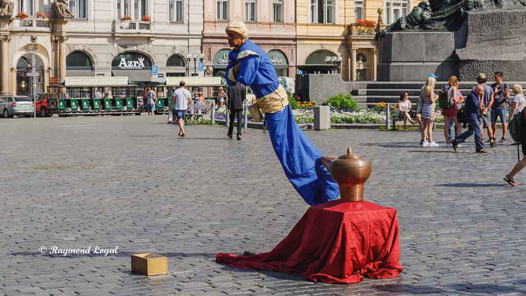 prague old town square performance