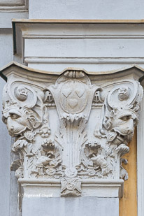 schloss augustusburg bruehl pilaster korinthische kapitelle