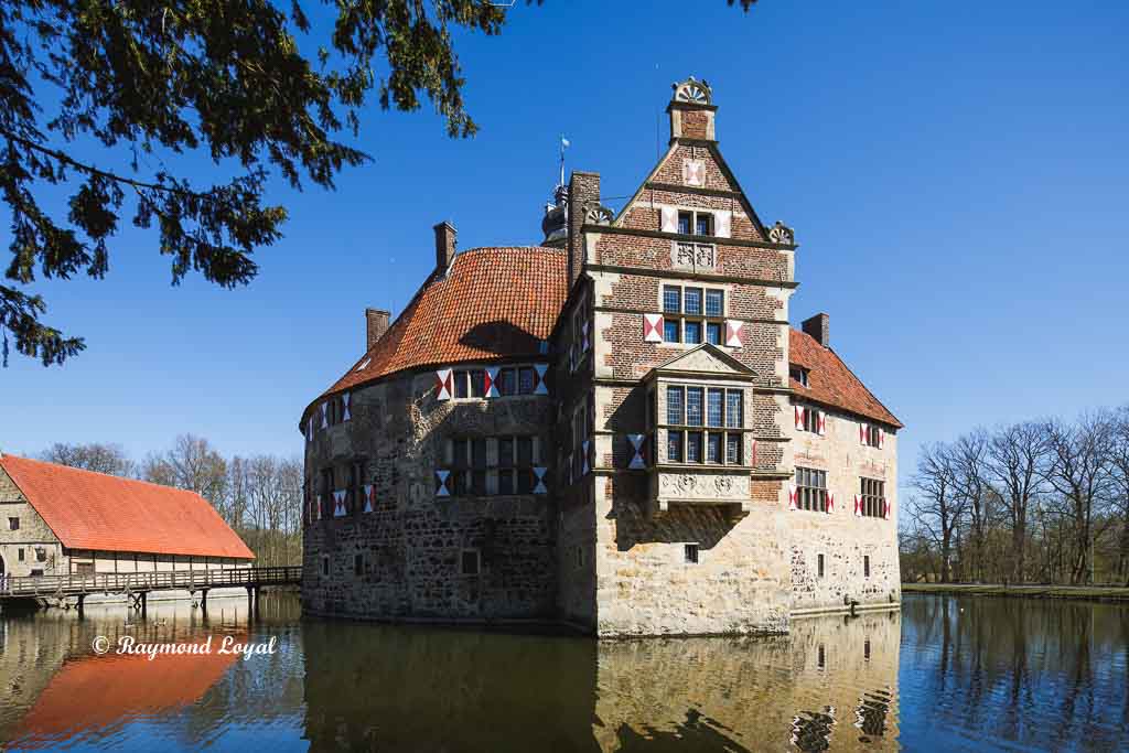 water castle vischering