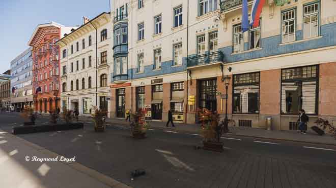 ljubljana old town image