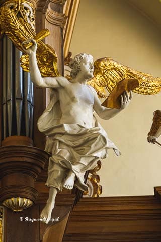schlosskirche bruehl skulpturen orgelprospekt