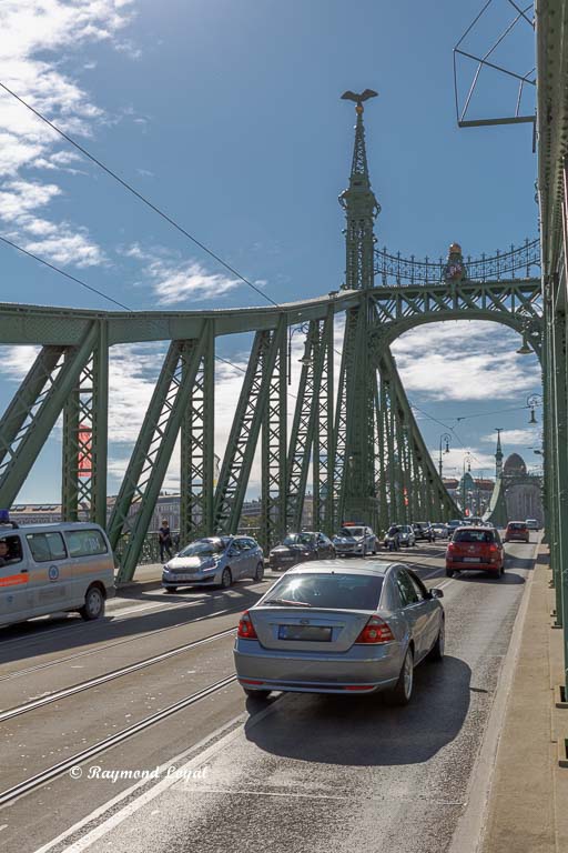 budapest liberty bridge