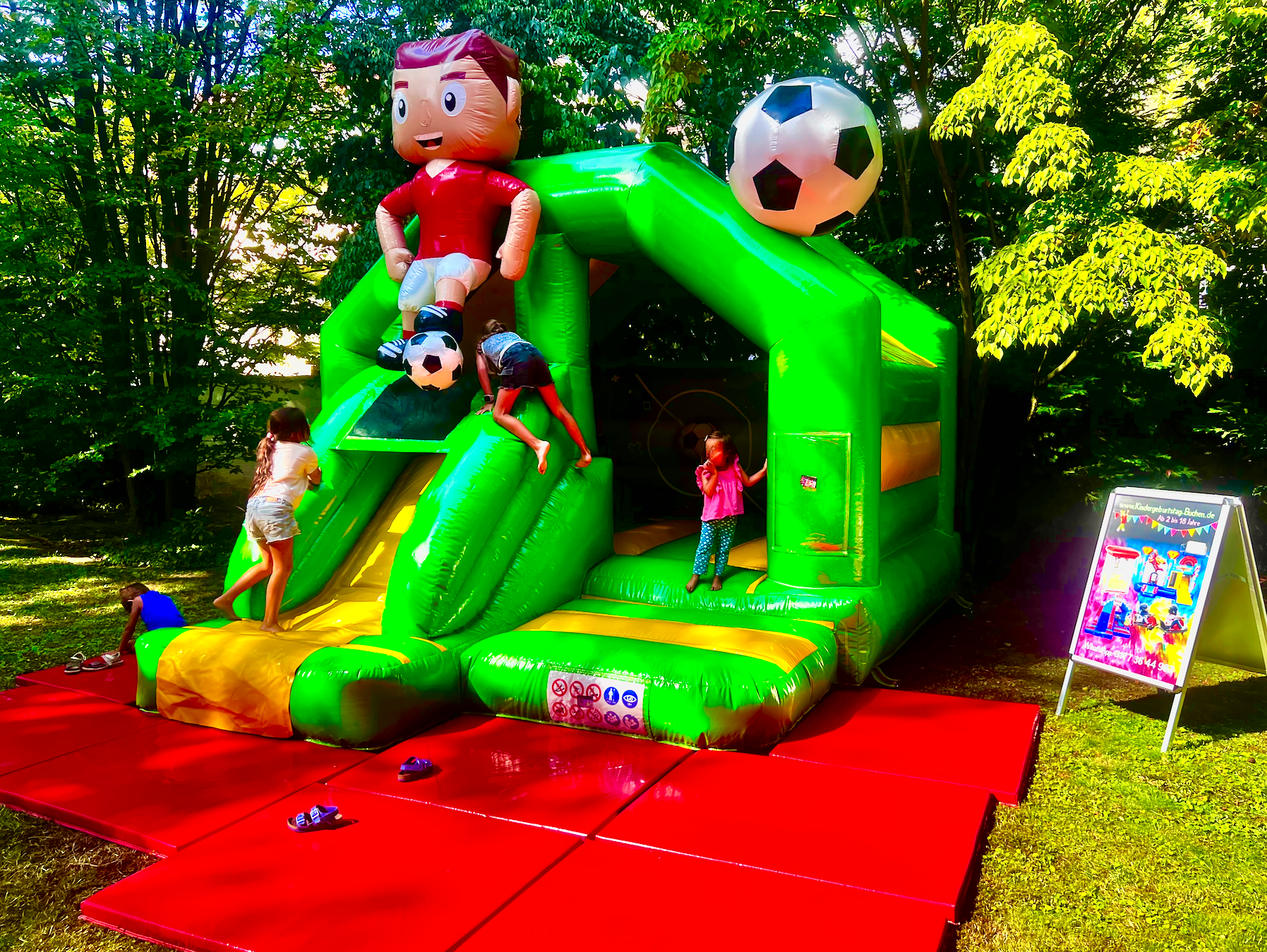 Fussball Hüpfburg Vermietung