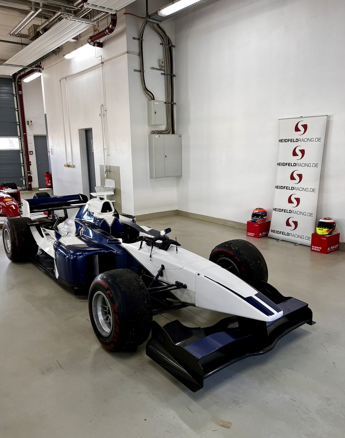 Formel 1 Cars Autos für Filmaufnahmen & Fotoshooting mieten