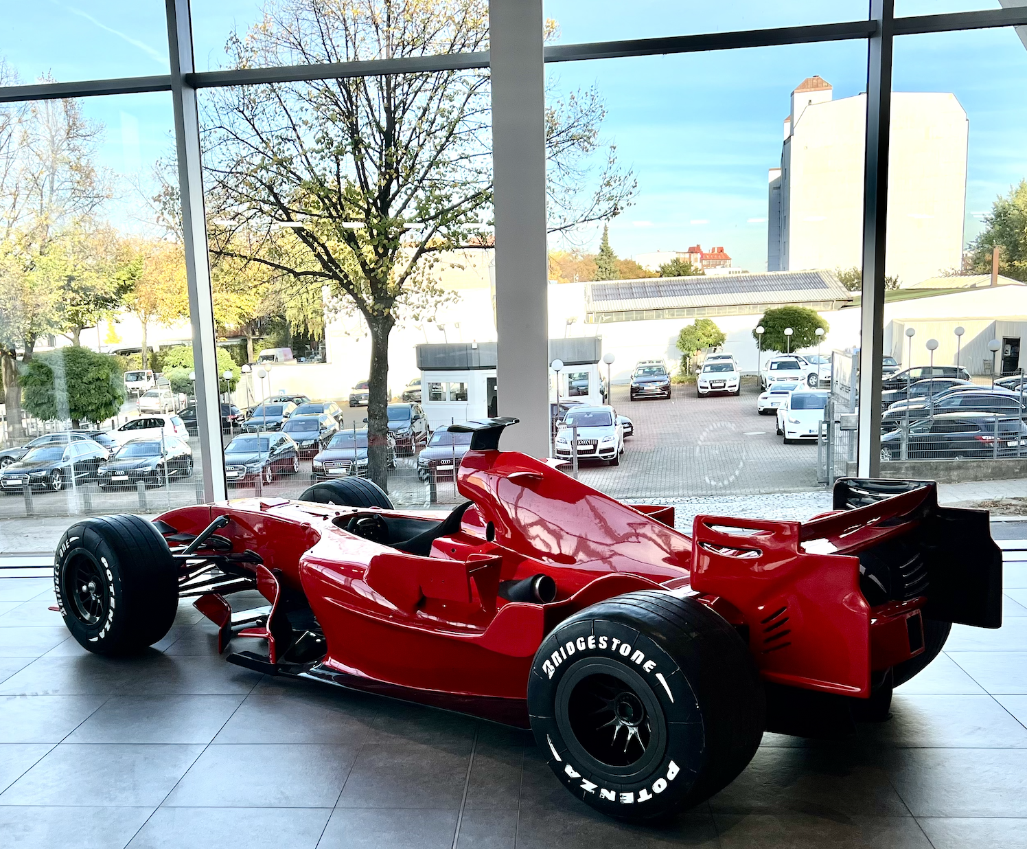 Formel Showcar Rennwagen Autos Replica mieten für Filmaufnahmen und Fotosooting