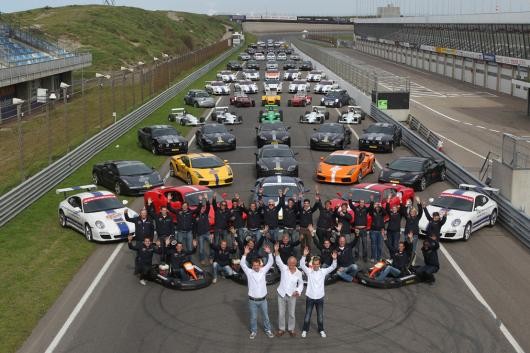 Rennwagen Selber Fahren In Zandvoort Rennstrecke Formel 1 Rennwagen Selber Fahren Sportwagen Mieten Renntaxi Motorsport Event Mobile Katbahn Simulator U V M