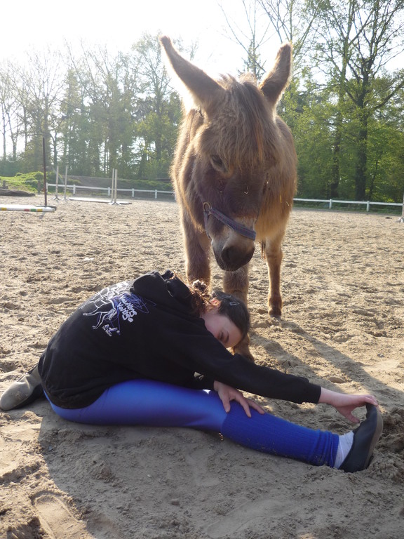 ...ganze 5 min hielt er sich bei ihr auf...