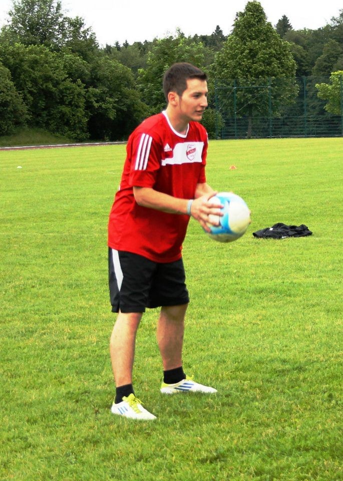 FUSSBALLTRAINING BEIM SC WALL