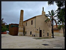 El parque de Marxalenes situado al norte de la ciudad, se encuentra en el distrito de Zaidía y cuenta con varias alquerías históricas y un parque infantil.