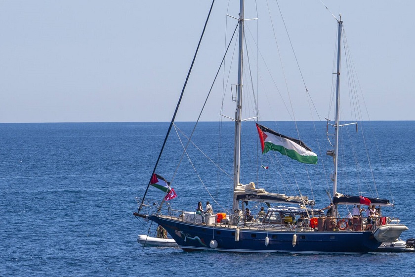La Flotilla de la Libertad zarpa desde Italia hacia Gaza con la intención de romper el bloqueo israelí.
