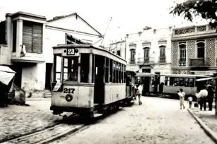 Sobre el año 1874 comienza la historia del tranvía en la ciudad de Valencia.