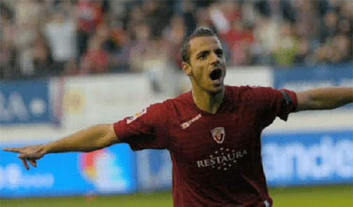 Soldado en la temporada 2006/07 fue cedido al Club Atlético Osasuna, equipo de la Primera División. 
