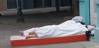 De ciudadanos a mendigos en Valencia