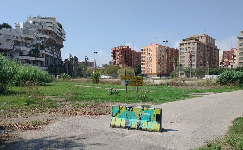 Un solar en Benimaclet que ocuparon y plantaron los anarquistas , para generar un derecho sobre la tierra y evitar que la empresa propietaria Metrovacesa lo vallara. el terreno.