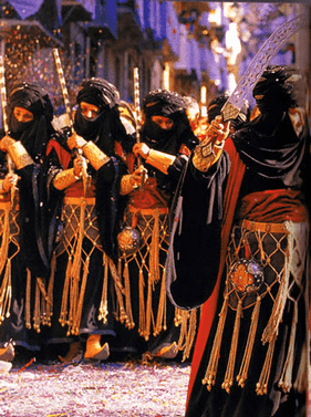as fiestas de Moros y Cristianos de Alcoy, en valenciano Moros i Cristians d'Alcoi, son una fiesta que tiene lugar en la ciudad de Alcoy (Alicante).