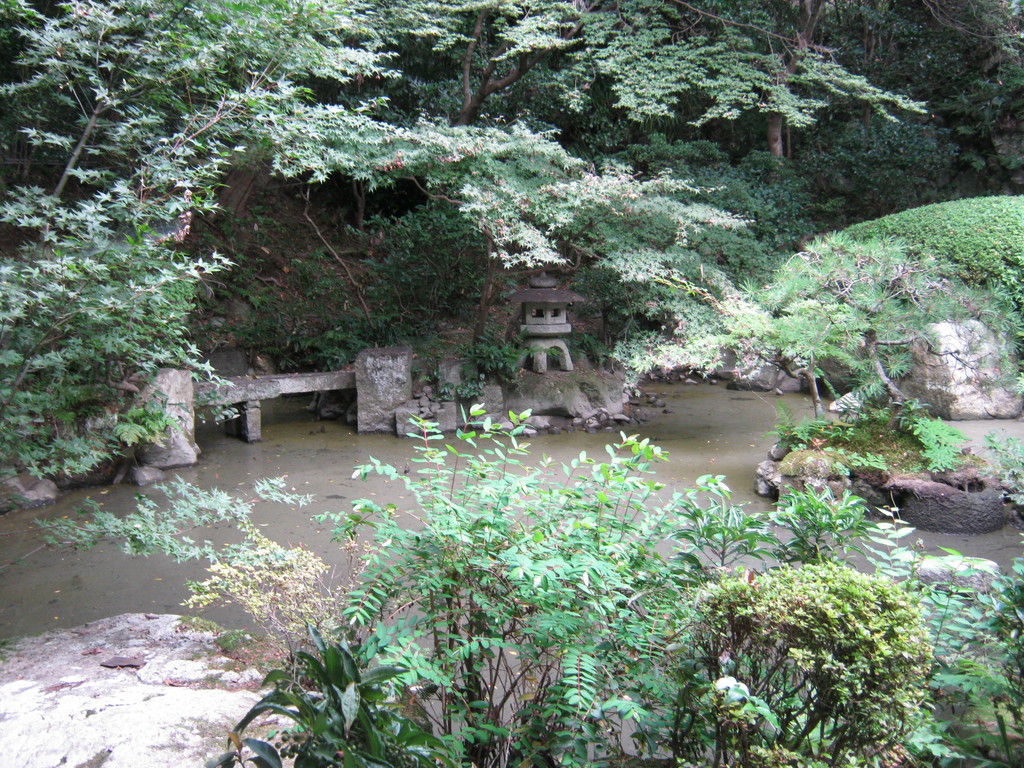 長楽寺の回遊式庭園。Chorakuji temple's excursion garden