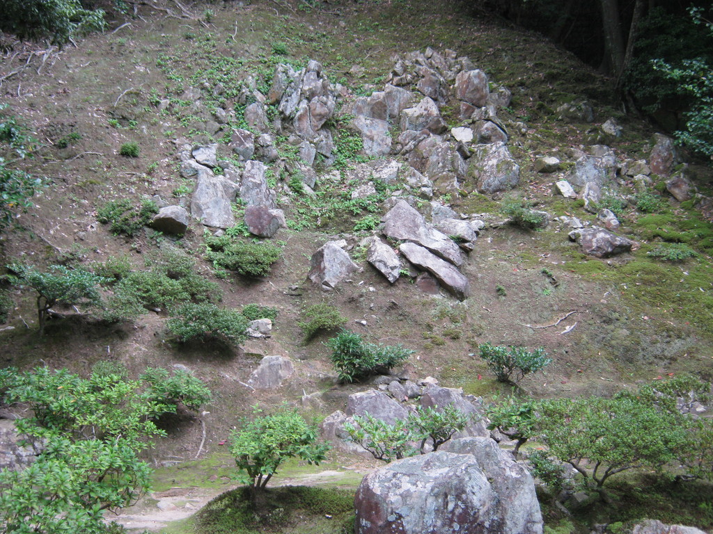 長楽寺。相阿弥の作庭。Chorakuji temple's rock garden