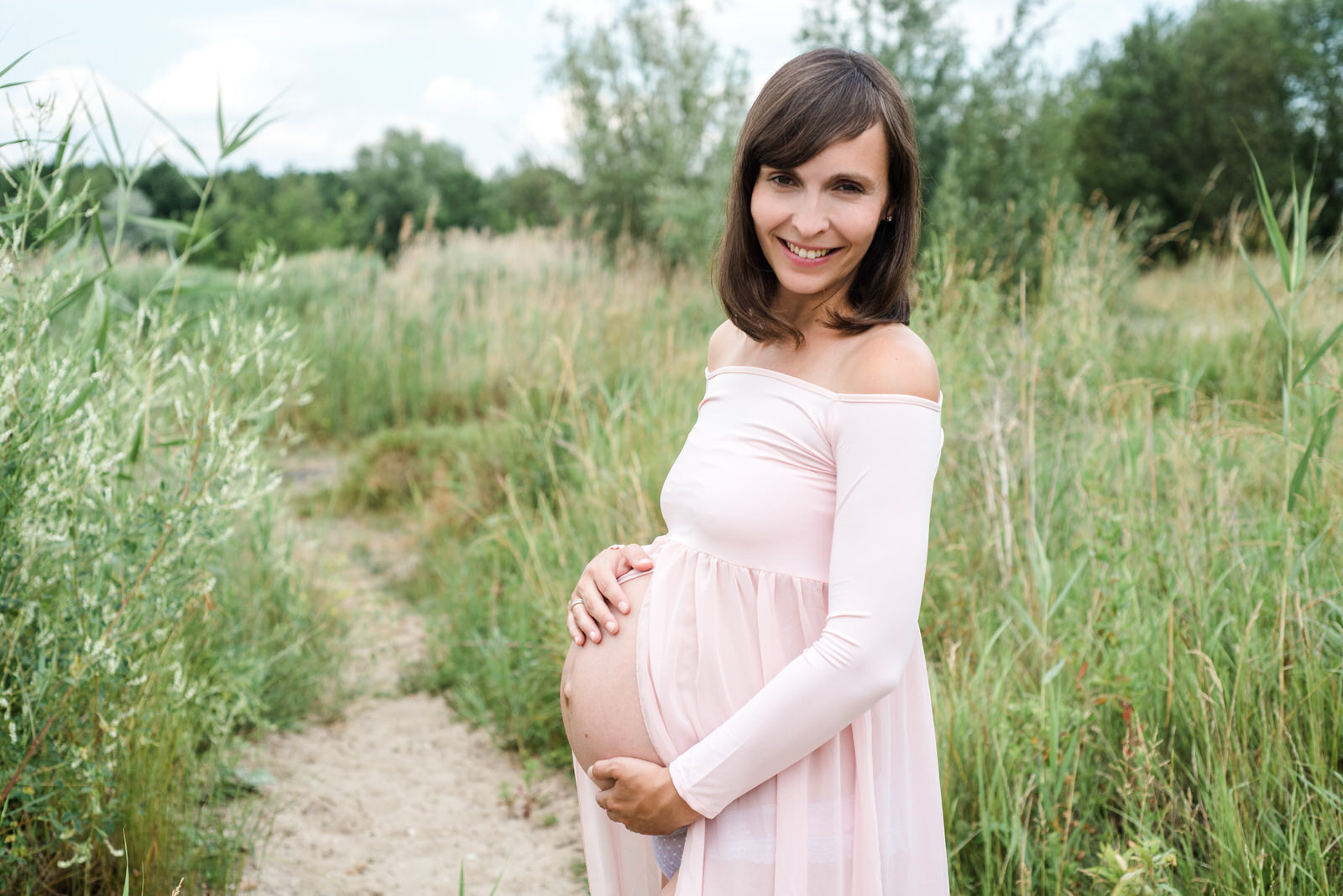 Babybauch Fotoshooting in und um Leipzig, Schwangerschaft Fotoshooting am See