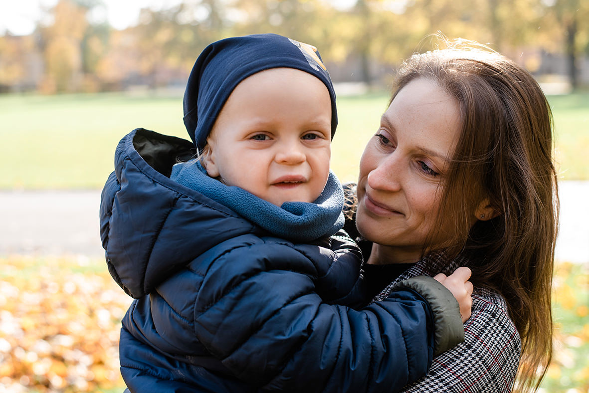 Herbst Familienshooting in Leipzig und Umgebung, Familienfotos zu Weihnachten verschenken, Familien Fotoshooting in Leipzig, Markkleeberg, Borna, Zwenkau und Halle