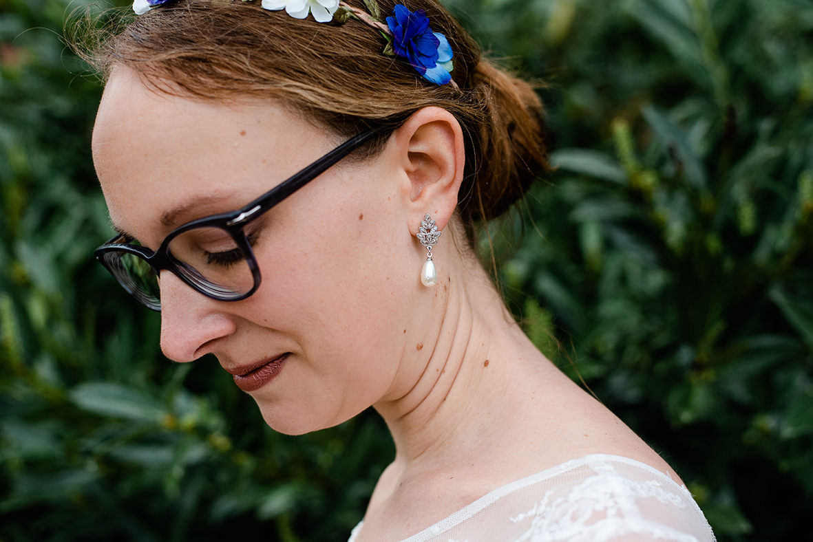 Hochzeit auf Schloss Schwarzenberg im Erzgebirge, Hochzeitsfotos im Regen, Hochzeitsfotograf im Erzgebirge und in Sachsen