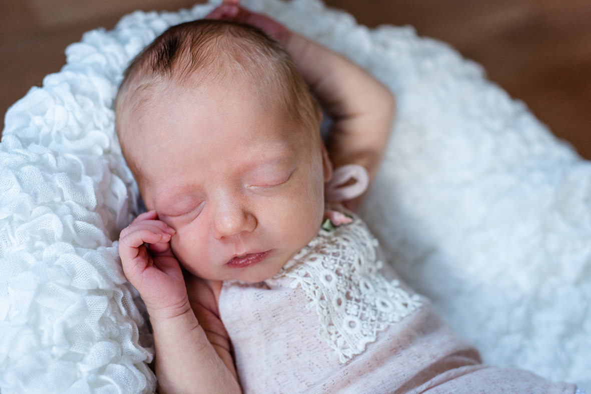 Babyfotograf Leipzig, Neugeborenenfotos rund um Leipzig, Markkleeberg und Borna bei euch zuhause