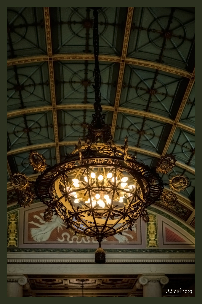 Deckenleuchte im Cadillac Place /Detroit /ART Deco