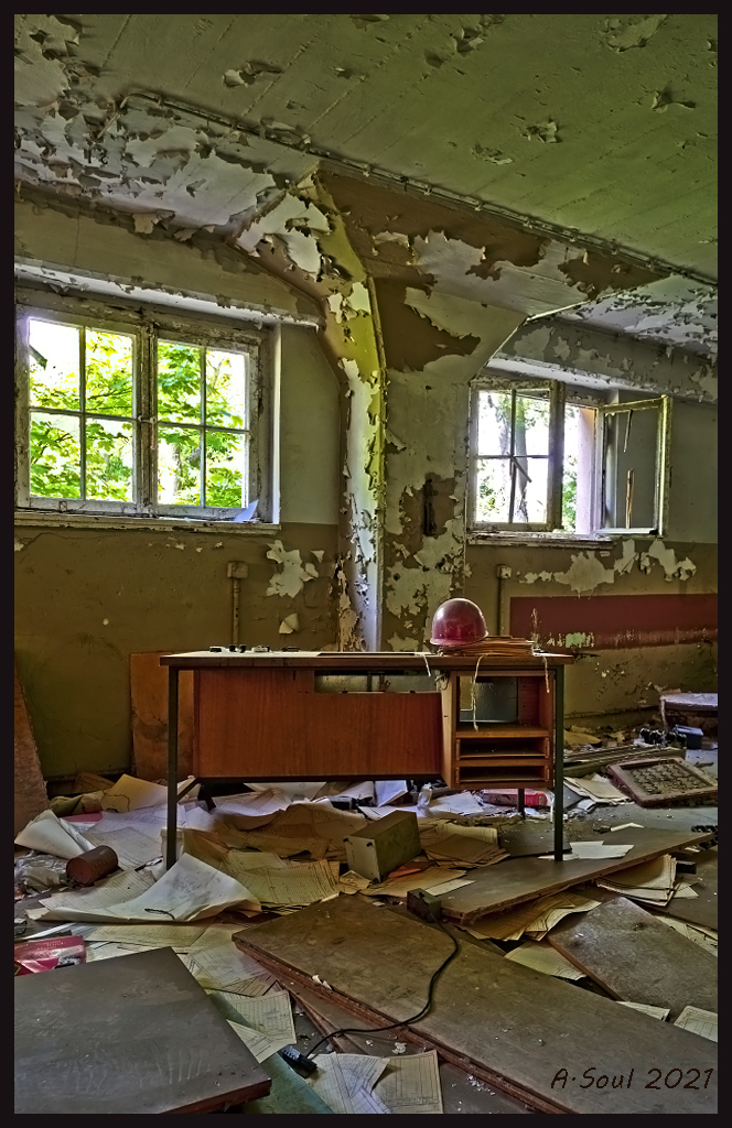 der rote Helm