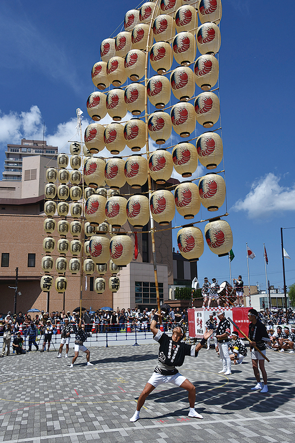 画像提供:秋田市竿燈まつり実行委員会