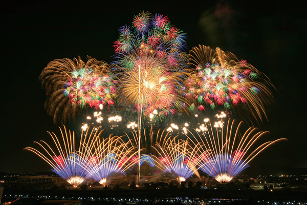 提供：土浦全国花火競技大会実行委員会