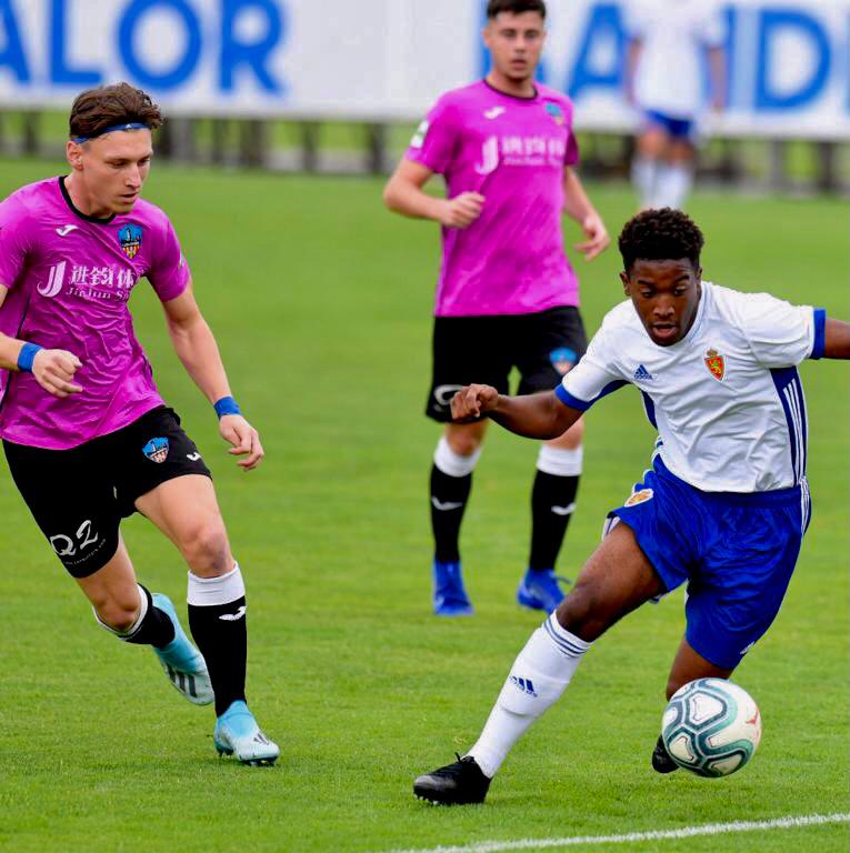 Deivid y Alin de JEP Sports, gran partido con el Lleida juvenil dh