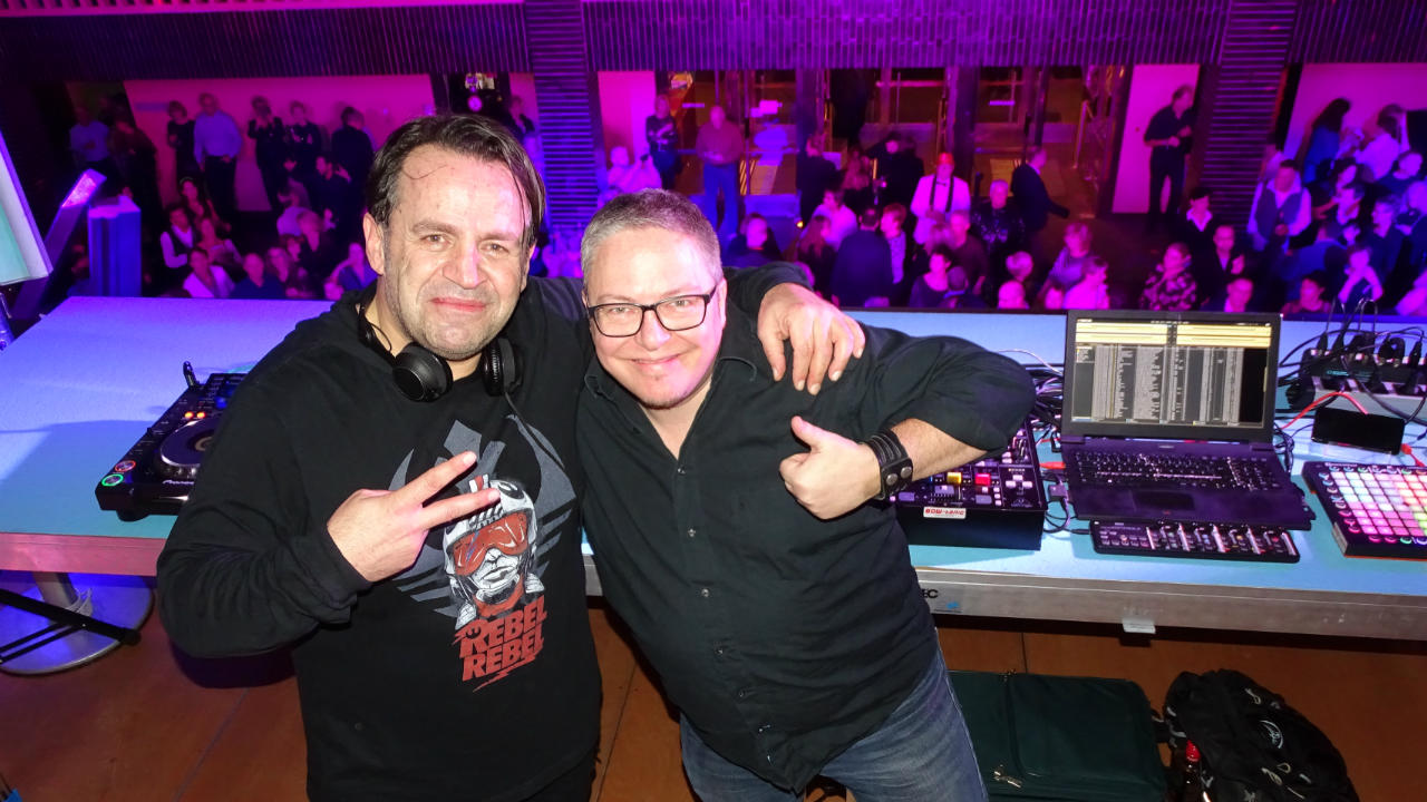 DJ Quicksilver & BOW-tanic