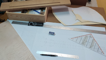Gitarrenbau Custom-Gitarren Custom-Bässe Sonderanfertigungen