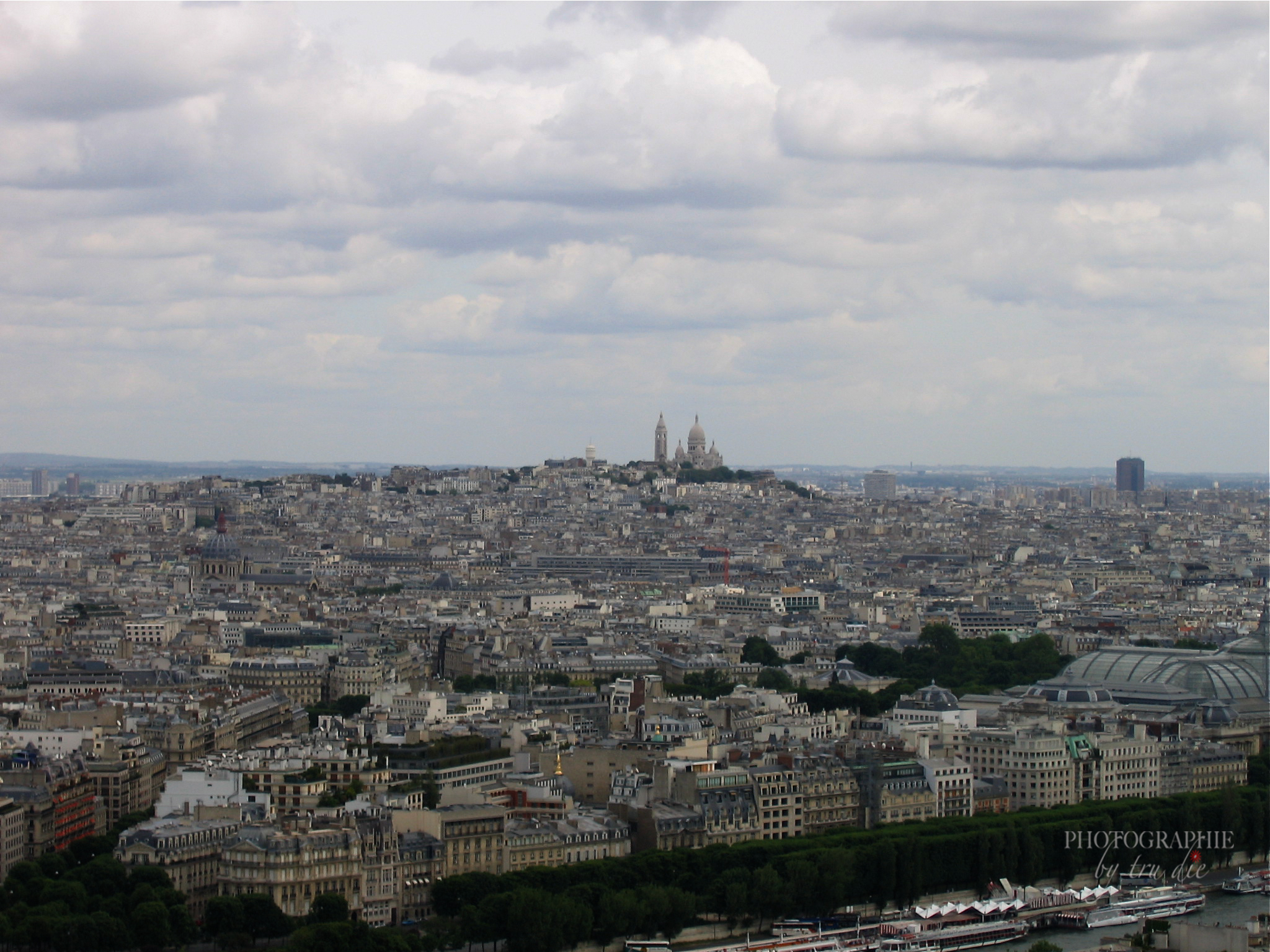 Bild: Ausblick vom Eiffelturm Paris