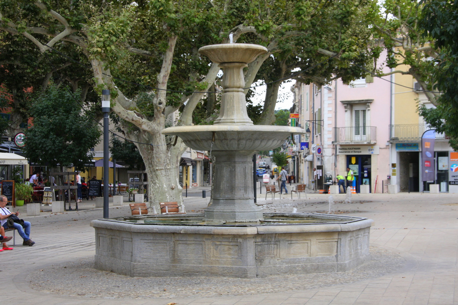 Bild: Fontaine in Vaison-la-Romaine