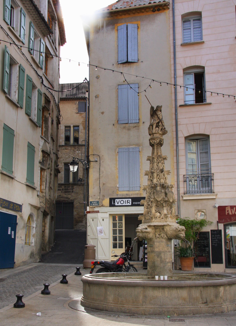 Bild: Fontaine in Forcalquier