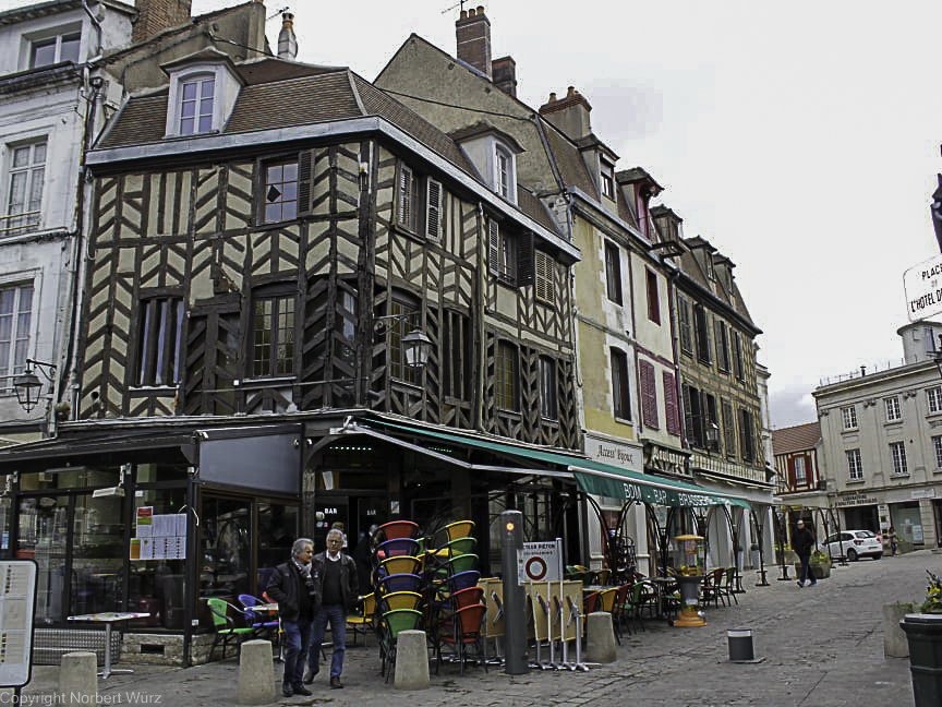 Bild: Fachwerkhaus in Auxerre 