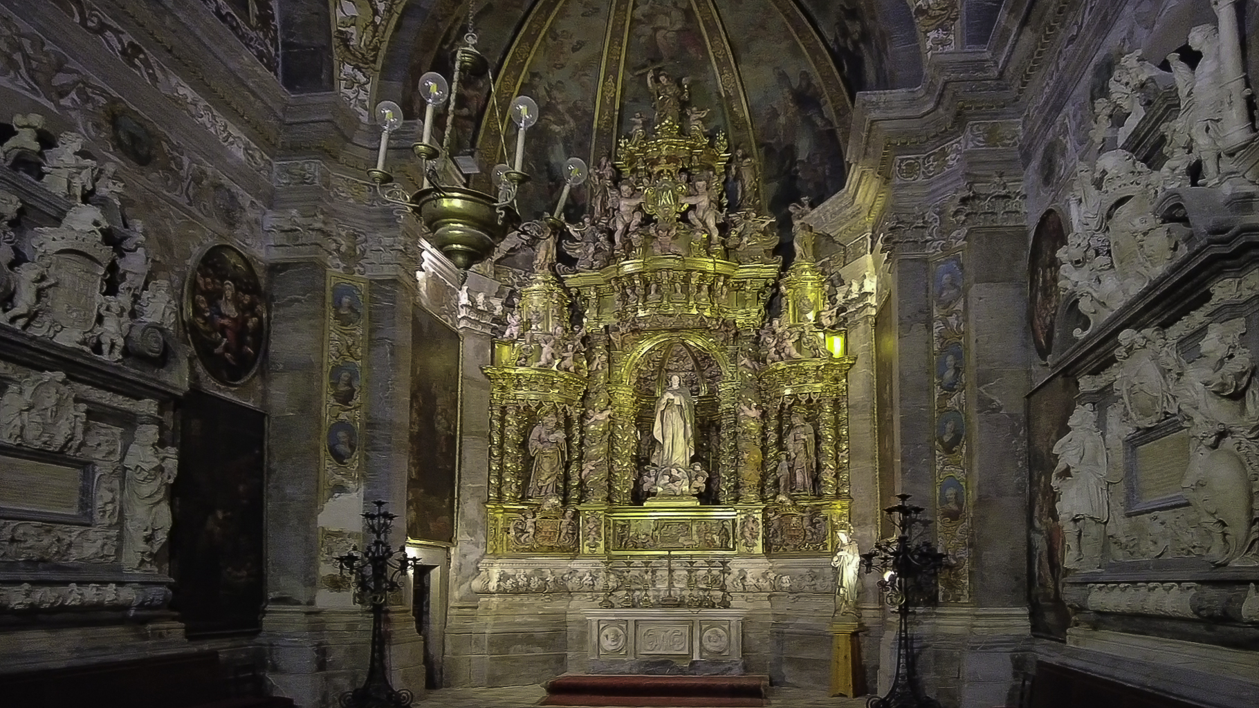 Bild: Seitenkapelle in der Catedral de Santa Maria