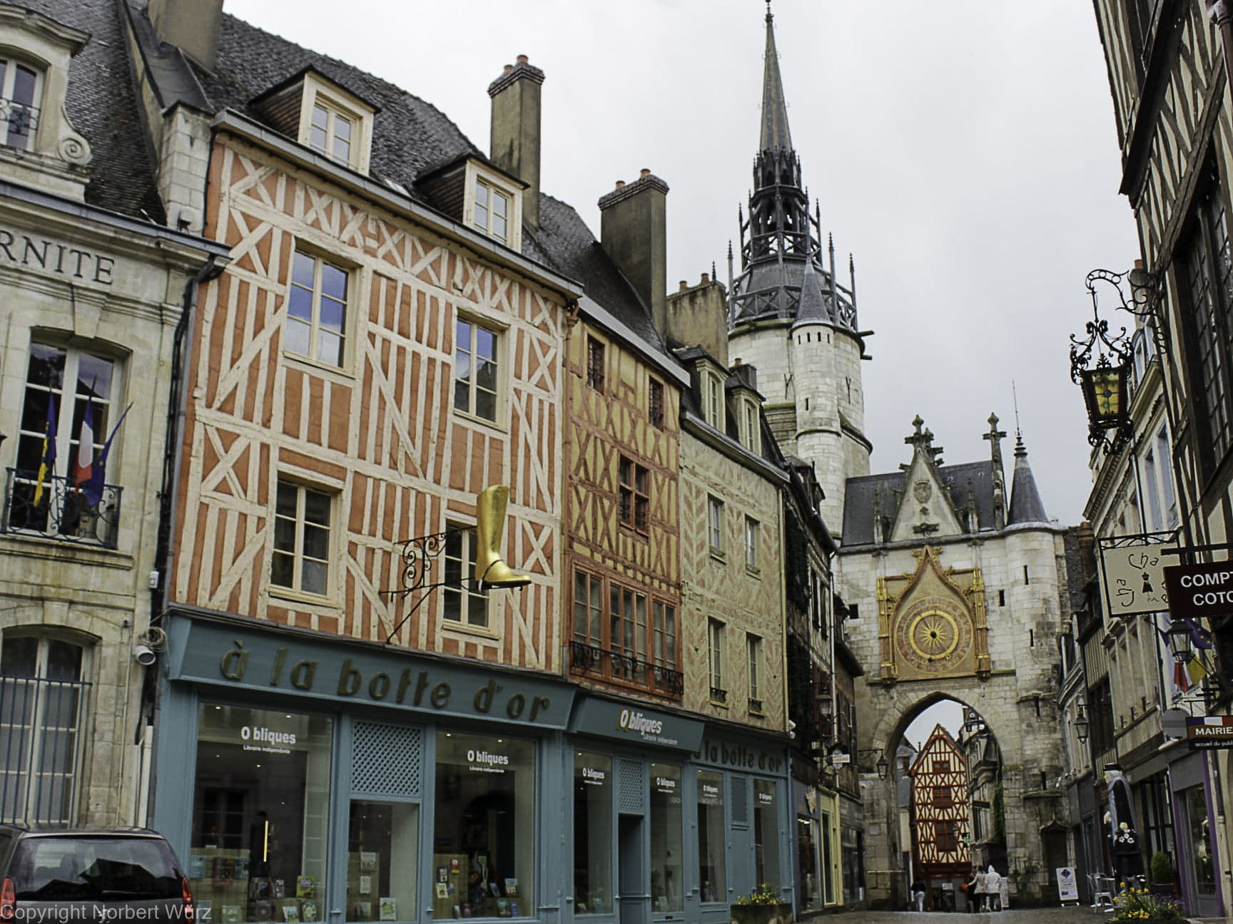 In der Altstadt von Auxerre 