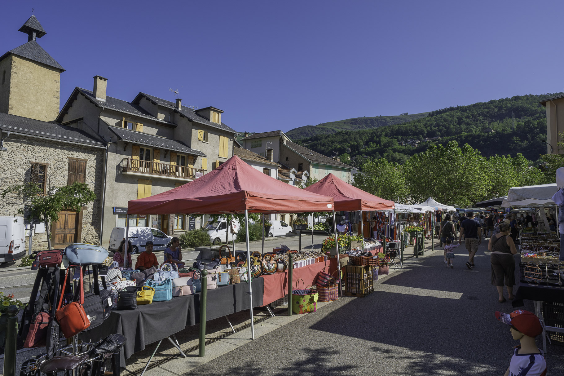 Bild: Marktag in Ax-les-Thermes