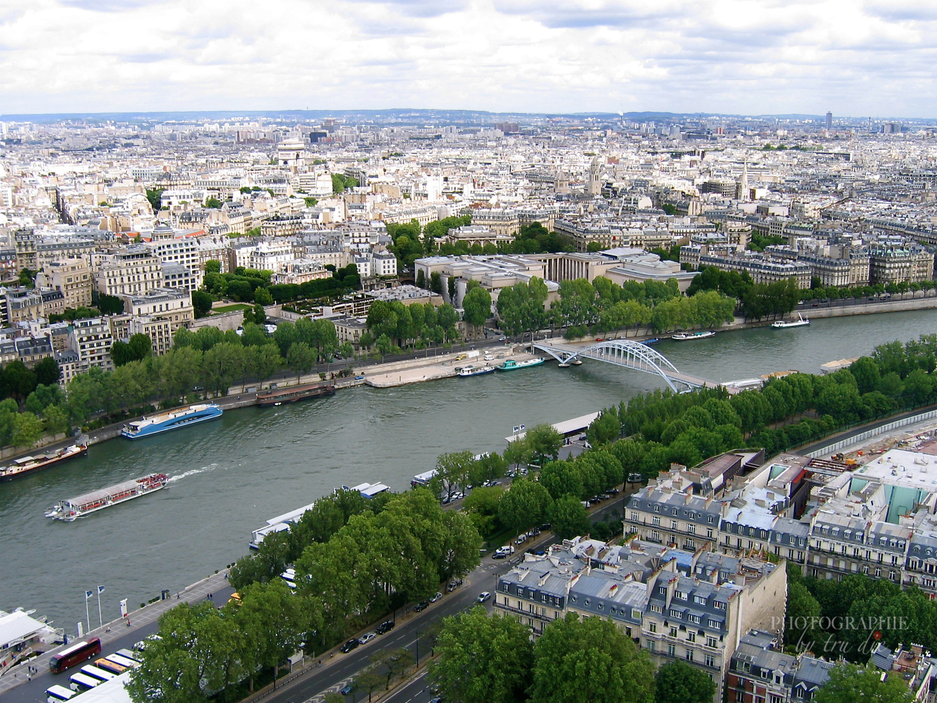 Bild: Ausblick vom Eiffelturm Paris 