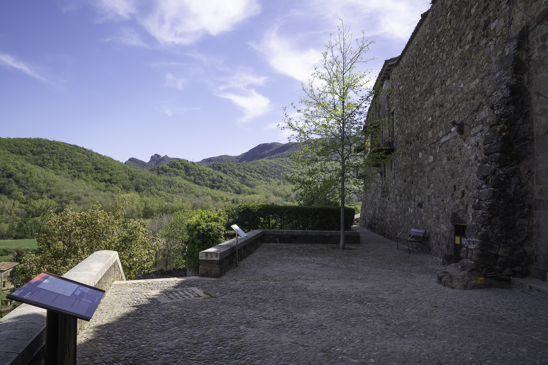 Spaziergang durch Santa Pau