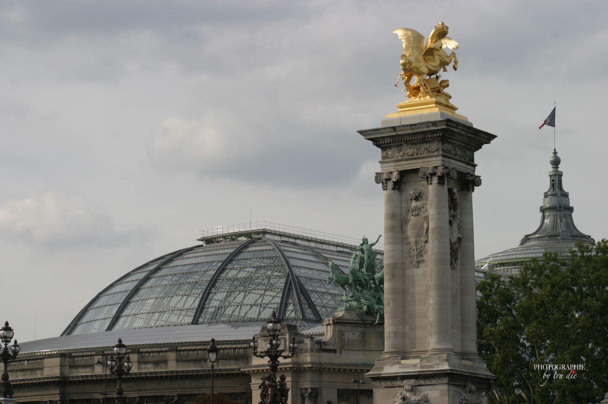 Bild: Pont Alexandré III in Paris 