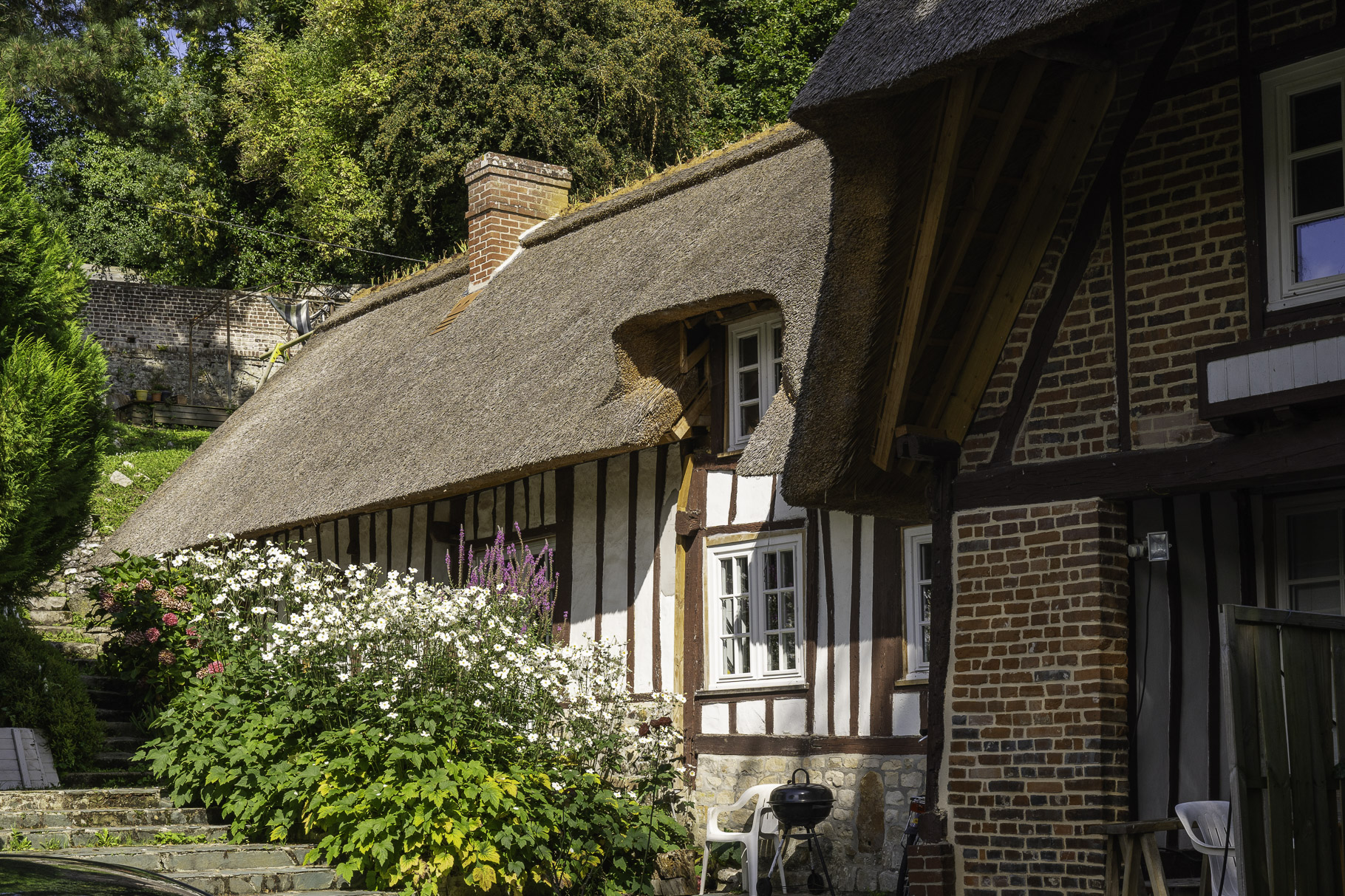 Bild: Rundgang in Veules-les-Roses, Normandie 