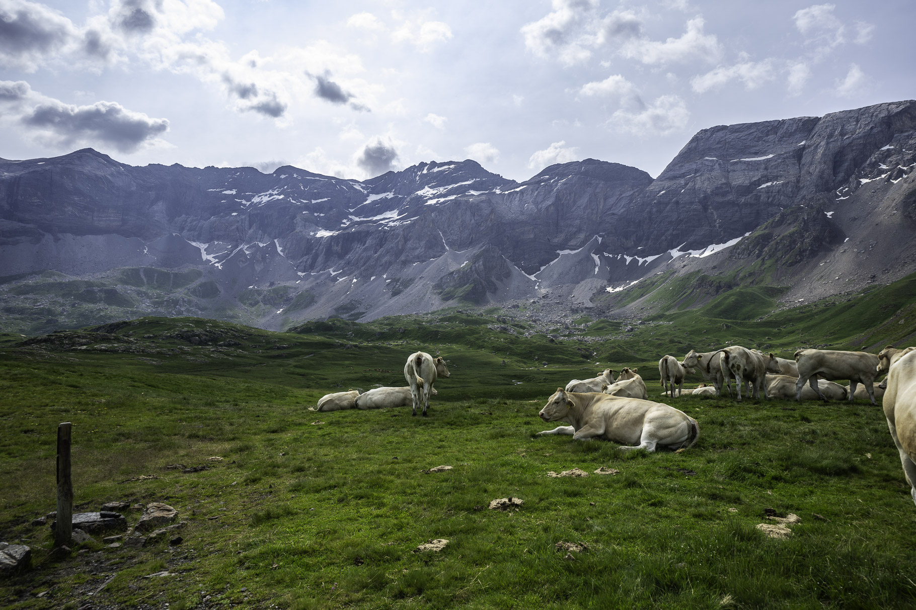 Bild: Wohnmobiltour in die Hochpyrenäen, hier Wanderung im Cirque de Troumouse